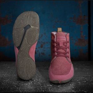 Wildling barefoot minimal shoes 37 /7